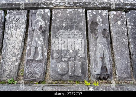 Kilmartin Stones, vecchie lapidi della chiesa parrocchiale, Kilmartin, Argyll and Bute, Scozia, Gran Bretagna Foto Stock