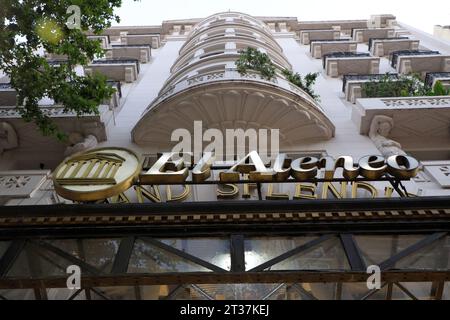 L'insegna di El Ateneo e la vista esterna della libreria El Ateneo Grand Splendid a Buenos Aires. Argentina Foto Stock