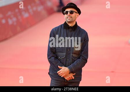 Roma, Italia. 23 ottobre 2023. Jean Renè (JR) partecipa al Red carpet di Tehachapi al Rome Film Fest 2023 presso l'Auditorium Parco della musica. Credito: SOPA Images Limited/Alamy Live News Foto Stock