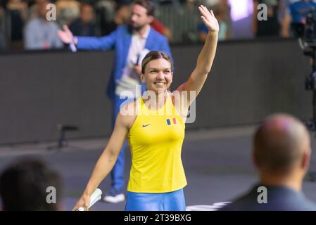 Horia Tecau partecipa al suo match di ritiro, insieme a Simona Halep, Patrick Mouratoglou, Andrei Pavel, Marius Copil, Bethanie Mattek-Sands Foto Stock