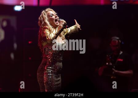 LIAN ROSS canta durante il concerto della discoteca 80, Cluj-Napoca, sabato 2 luglio 2022. Foto Stock