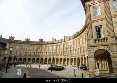 Buxton Royal Crescent è ora un hotel spa a 5 stelle, Buxton, Derbyshire, Inghilterra Foto Stock