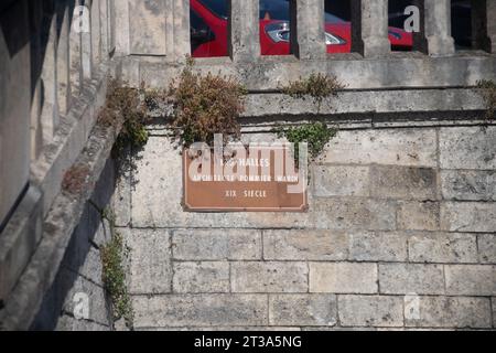 ANGOULEME HALLES MARCHE COUVERT Foto Stock