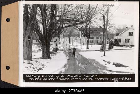 Contratto n. 71, WPA Sewer Construction, Holden, Looking West on Boyden Road, Holden Sewer, Holden, Massachusetts, 23 aprile, 1940 Foto Stock