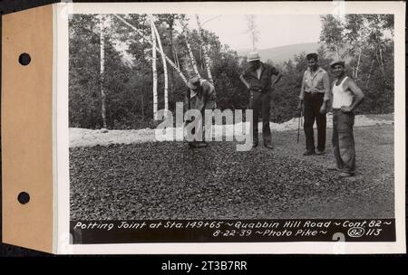 Contratto n. 82, costruzione di Quabbin Hill Road, Ware, giunto di inglobamento a sta. 149+65, Ware, Mass., 22 agosto 1939 Foto Stock