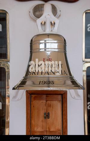 Campana della nave sul Royal Yacht Britannia Foto Stock