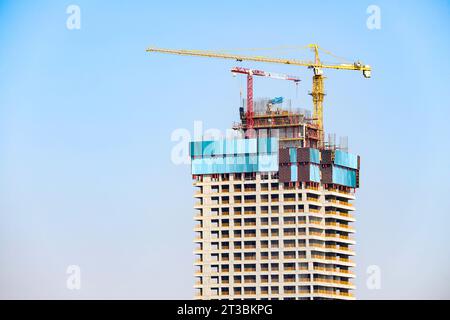 Costruzione di nuovi edifici residenziali a più piani in costruzione a Belgrado, Torre 65 Foto Stock