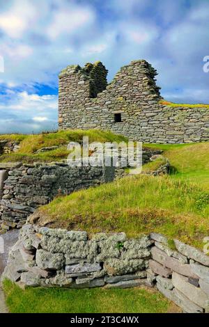 Jarlshof Prehistoric and Norse Settlement Ruins Sumburgh Head Shetland Scotland United Kingdom Archaeological Foto Stock