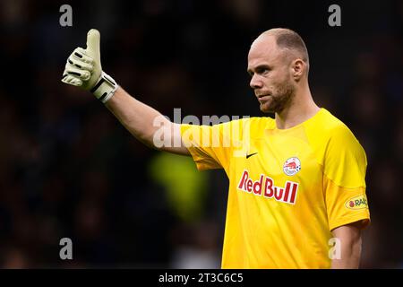 Milano, Italia. 24 ottobre 2023. Alexander Schlager del RB Salzburg gesti durante la partita di UEFA Champions League tra FC Internazionale e RB Salzburg. Crediti: Nicolò campo/Alamy Live News Foto Stock