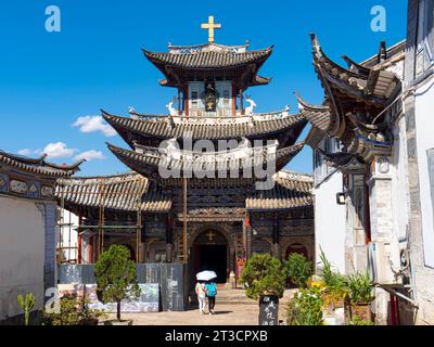 Chiesa cristiana in stile cinese, Chiesa cattolica diocesi di Dali, Yunnan, Cina Foto Stock