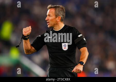 King Power Stadium, Leicester, Regno Unito. 24 ottobre 2023. EFL Championship Football, Leicester City contro Sunderland; arbitro Keith Stroud Credit: Action Plus Sports/Alamy Live News Foto Stock