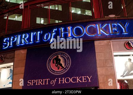 Toronto, ONTARIO, Canada – 3 settembre 2023: Visita il cartello del museo Spirit of Hockey a Toronto Foto Stock