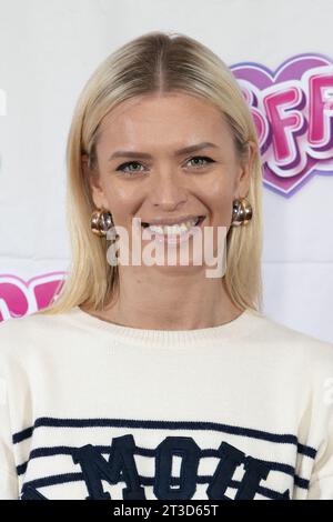 Gli ospiti assistono alla proiezione VIP Cry Babies al Soho Hotel con: Nadia Bychikova Where: London, United Kingdom When: 23 Set 2023 Credit: Phil Lewis/WENN Foto Stock