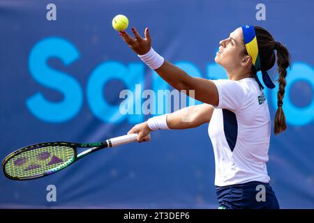 Santiago, Brasile. 24 ottobre 2023. CILE - SANTIAGO - 10/24/2023 - GIOCHI PANAMERICANI SANTIAGO 2023, TENNIS - atleta brasiliana Carolina Meligeni nel Round 32 gara di tennis tenuta presso il Tennis Sports Center durante i Giochi panamericani di Santiago 2023. Foto: Gabriel Heusi/ Credit: AGIF/Alamy Live News Foto Stock