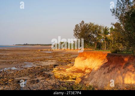 Costa di Nightcliff al tramonto Foto Stock