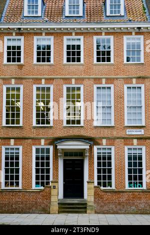 Regno Unito, Bristol, edificio in Queen Square Foto Stock