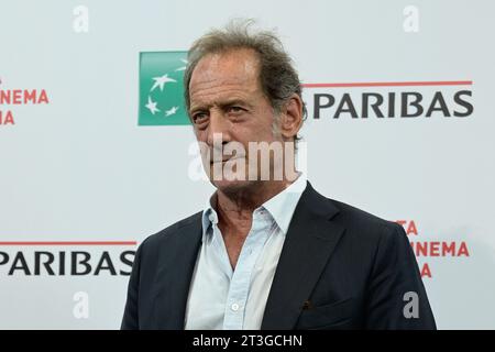 Roma, Italia. 25 ottobre 2023. Vincent Lindon partecipa alla photocall del film â&#x80;&#x9c;Comme un Fils (Like a Son)â&#x80;&#x9d; durante il 18° Festival del Cinema di Roma all'Auditorium Parco della musica il 25 ottobre 2023 a Roma. Credito: Agenzia fotografica indipendente/Alamy Live News Foto Stock