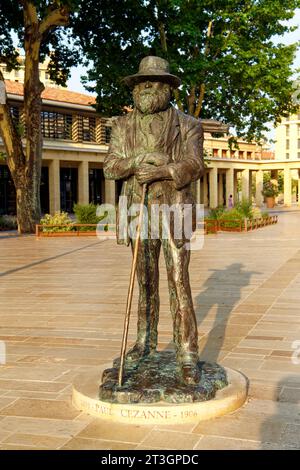 Francia, Bouches du Rhone, Aix en Provence, la Rotonda square, Paul Cezanne statua Foto Stock