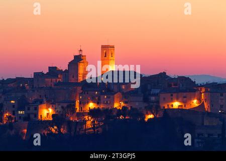 Francia, Alpi marittime, Saint Paul de Vence, famoso villaggio arroccato sulla Costa Azzurra (Côte d'Azur) Foto Stock