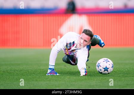 Barcellona, Spagna, 25, ottobre 2023. Spain-Football-Champions League FC Barcelona contro Shakhtar Donetsk. (1) riscaldamento Marc-Andre ter Stegen. Credito: Joan G/Alamy Live News Foto Stock