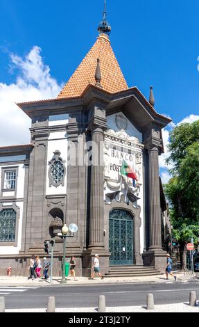 Banco de Portugal (la Banca del Portogallo), Avenue Arriaga, Funchal, Madeira, Portogallo Foto Stock