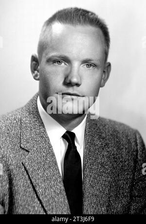 Neil A. Armstrong (1958) Neil A. Armstrong, Neil Armstrong, ritratto del comandante dell'Apollo 11 Neil Armstrong. Neil Alden Armstrong (1930 - 2012) astronauta e ingegnere aeronautico americano che nel 1969 divenne la prima persona a camminare sulla Luna. Foto Stock