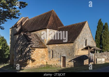 L'église Saint-Pierre-es-liens de Cussac (12è siècle) Foto Stock