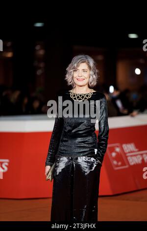 ROMA, ITALIA - OTTOBRE 25: Sandra Ceccarelli partecipa ad un Red carpet per il film cento Domeniche durante il 18° Festival del Cinema di Roma all'Auditorium Par Foto Stock