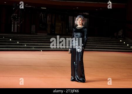 ROMA, ITALIA - OTTOBRE 25: Sandra Ceccarelli partecipa ad un Red carpet per il film cento Domeniche durante il 18° Festival del Cinema di Roma all'Auditorium Par Foto Stock