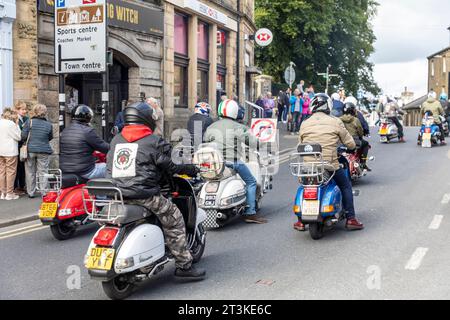 Clitheroe Lancashire, nel 2023, rally annuale di scooter della Ribble Valley, ha visto circa 500 scooter al raduno di 3 giorni, Inghilterra, Regno Unito, settembre 2023. Foto Stock