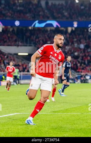 Lisbona, Portogallo. 24 ottobre 2023. Arthur Cabral di SL Benfica visto durante la partita di UEFA Champions League 2023/24 tra Benfica e Real Sociedad al Estádio do Sport Lisboa e Benfica. Punteggio finale; Benfica 0:1 Real Sociedad. Credito: SOPA Images Limited/Alamy Live News Foto Stock