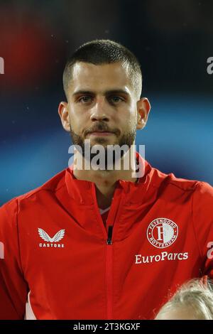 Rotterdam, Paesi Bassi. 25 ottobre 2023. David Hancko (Feyenoord) calcio/calcio : UEFA Champions League fase a gironi gruppo e partita tra Feyenoor 3-1 SS Lazio allo Stadion Feijenoord 'De Kuip' di Rotterdam, Paesi Bassi . Crediti: Mutsu Kawamori/AFLO/Alamy Live News Foto Stock