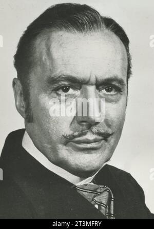 L'attore americano Charles Boyer nel film Around the World in 80 Days, USA 1956 Foto Stock