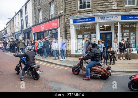 Scooter rally, il club di scooter della Ribble Valley si incontrano a Clitheroe Lancashire per un evento di rally di 3 giorni, Inghilterra, Regno Unito, settembre 2023 Foto Stock