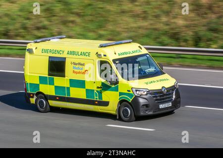 Rimpatrio della Norwest Medical. Ambulanza NHS Foto Stock