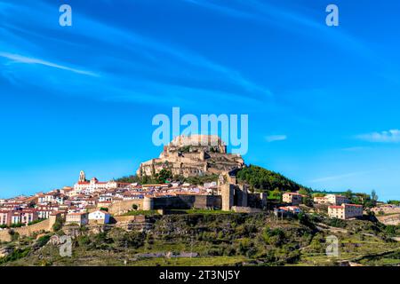Morella Spagna bellissimo castello in cima a una collina nella città medievale spagnola Comunità Valenciana Foto Stock