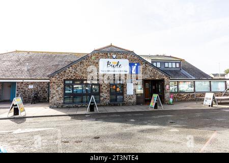 Bude Tourist Information Shop, Bude, Cornovaglia, Regno Unito, Inghilterra, informazioni turistiche, Bude informazioni turistiche, informazioni turistiche bude, edificio, cartello, Foto Stock