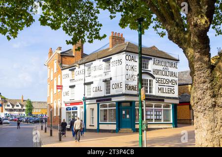 Centro di Banbury città vecchia di Banbury il vecchio edificio lampres in Bridge Street Banbury Oxfordshire Inghilterra Regno Unito Europa Foto Stock