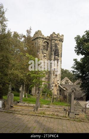 La torre della Chiesa di St Thomas a Beckett Heptonstall West Yorkshire Inghilterra Foto Stock