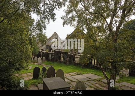 I resti della Chiesa di St Thomas a Becket a Heptonstall vicino a Hebden Bridge West Yorkshire Inghilterra Foto Stock