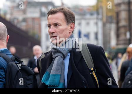 Jeremy Hunt MP che arriva alla House of Commons per loro L'ultimo giorno di discussioni prima che il Parlamento sia sciolto in preparazione per le elezioni generali del 2019 Foto Stock