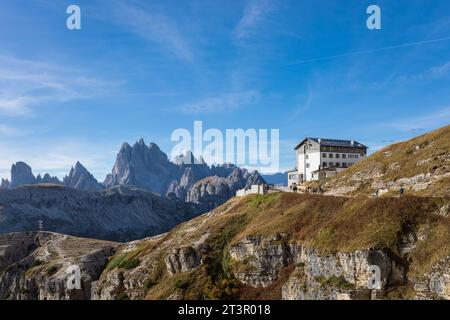 Rifugio Auronzo, Auronzohütte, Parco naturale delle tre Cime, Dolomiti, Italia Foto Stock