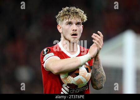 Liverpool, Regno Unito. 26 ottobre 2023. Harvey Elliott di Liverpool guarda. UEFA Europa League gruppo e partita, Liverpool/Tolosa ad Anfield, Liverpool, giovedì 26 ottobre 2023. Questa immagine può essere utilizzata solo per scopi editoriali. Solo per uso editoriale. foto di Chris Stading/Andrew Orchard fotografia sportiva/Alamy Live news Credit: Andrew Orchard Sports Photography/Alamy Live News Foto Stock