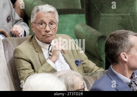 Parigi, Francia. 14 aprile 2016. Jean-Marie Périer partecipa alla nomina di Marc Lambron all'Accademia francese di Parigi Foto Stock