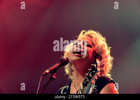 Samantha Fish & Jesse Dayton in concerto, O2 Academy Bournemouth, ottobre 2023 Foto Stock