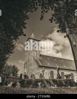 St-Blasius Church De Haan, Vlissegem, Belgio, cimitero, Northsea, costa belga, cartolina, seppia, Belle époque, cartolina, le Coq-Sur-Mer, Cappella Foto Stock