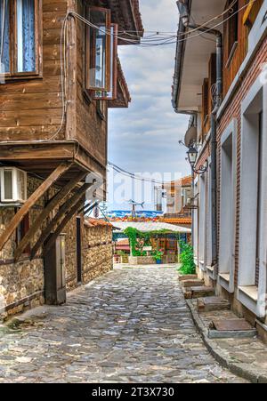 Strade della città vecchia di Nessebar, Bulgaria Foto Stock