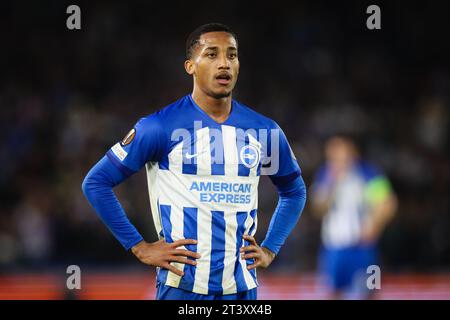 BRIGHTON, Regno Unito - 26 ottobre 2023: Joao Pedro di Brighton e Hove Albion guarda durante la partita di UEFA Europa League gruppo B tra Brighton e Hove Albio Foto Stock