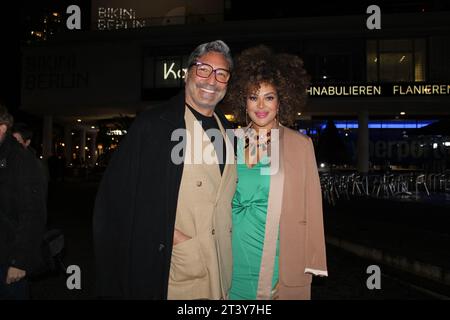 Mousse T. und Khadra Sufi bei der Verleihung der Bunte New Faces Award Music 2023 im 808 Club. Berlino, 26.10.2023 Foto Stock