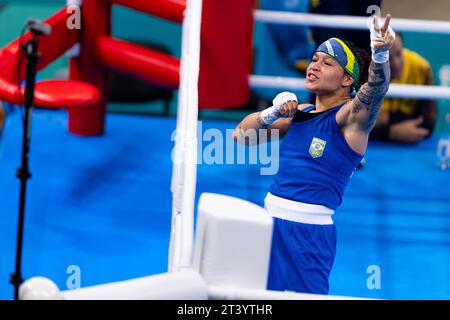 Santiago, Brasile. 27 ottobre 2023. CILE - SANTIAGO - 10/27/2023 - GIOCHI PANAMERICANI SANTIAGO 2023, BOX - atleta brasiliano Beatriz Ferreira, oro nella finale della competizione di pugilato, categoria 60 kg, tenutasi presso il Centro Olimpico di allenamento durante i Giochi panamericani di Santiago 2023. Foto: Gabriel Heusi/AGIF Credit: AGIF/Alamy Live News Foto Stock